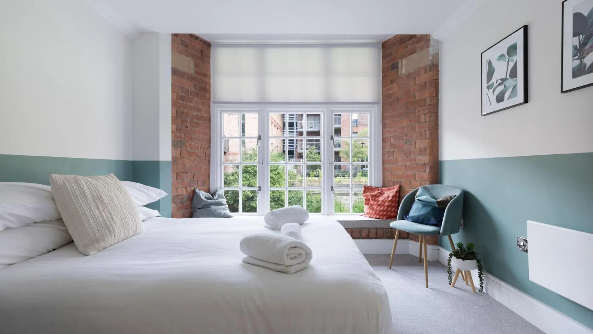 No 18 The Waterline Apartment York Riverside
